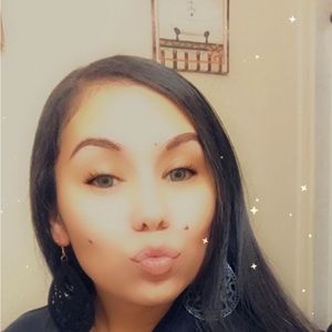 Meet your Posher, Veronica